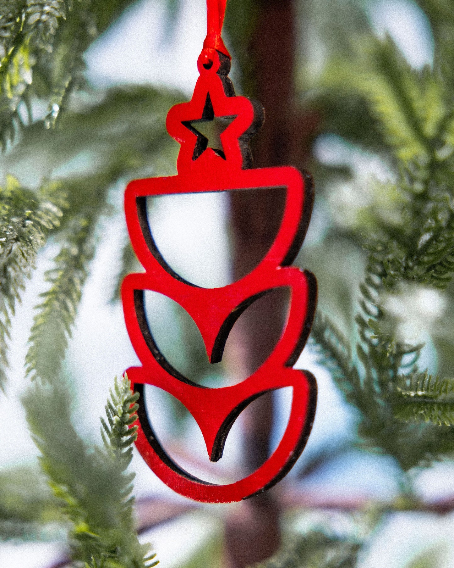 
                  
                    Jamie Locke Art x G&A Star Cup Ornament
                  
                